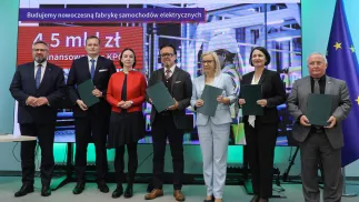 4,5 mld zł z KPO na projekt „Polski Hub Elektromobilności”. Fot. PAP/Paweł Supernak
