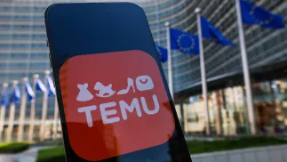 Logo platformy handlowej - Temu. Fot. PAP/EPA/OLIVIER HOSLET