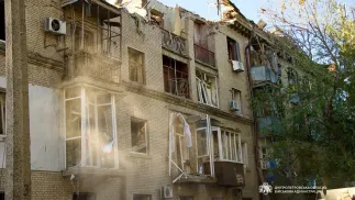 Зруйнований будинок унаслідок російського обстрілу Дніпра. Фото: Дніпропетровська обласна військова адміністрація.