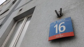 Budynek należący do spółki "Srebrna" na Srebrnej 16 w Warszawie. Zdj. ilustracyjne. Fot. PAP/Paweł Supernak