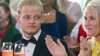 Marius Borg Hoiby, księżna Mette-Marit. Fot. PAP/EPA/LISE ASERUD