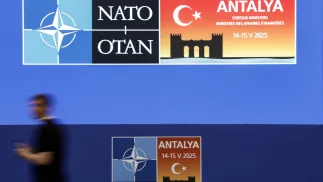 Логотип саміту НАТО в Туреччині. Fot. PAP/EPA/ERDEM SAHIN