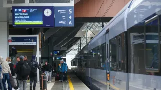 Pociąg PKP Intercity. Zdj. ilustracyjne. Fot. PAP/Leszek Szymański