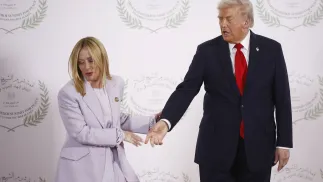 ДональдТрамп та Джорджіа Мелоні Fot. PAP/EPA/YOAN VALAT / POOL