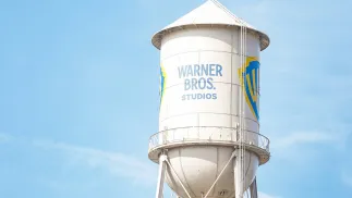 Logo Warner Bros. Studio Fot. PAP/EPA/CHRIS TORRES