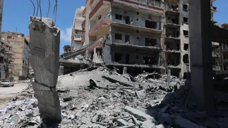 Zniszczone budynki w Libanie po izraelskich atakach, fot. PAP/EPA/WAEL HAMZEH