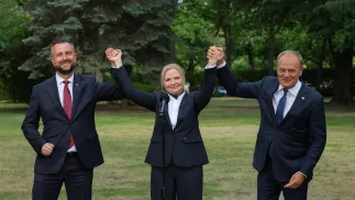 Premier Donald Tusk, senator Monika Piątkowska, wicepremier,  prezes PSL Władysław Kosiniak-Kamysz. Fot. PAP/	Paweł Supernak