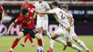 Piłkarze podczas meczu Korea Południowa-Czechy, fot. PAP/EPA/EFE/FRANCISCO GUASCO