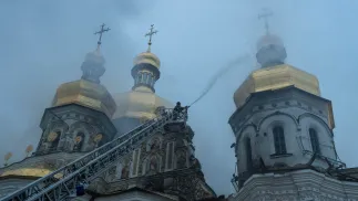 Киево-Печерская Лавра после российской атаки. Fot. PAP/Vladyslav Musiienko