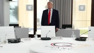 Президент США Дональд Трамп в Ев'яні-ле-Бен. Fot. PAP/EPA/THIBAULT CAMUS / POOL