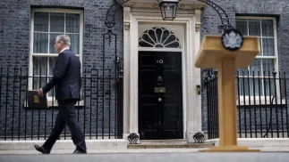 Premier Keir Starmer na Downing Street 10. Fot. PAP/EPA/TOLGA AKMEN