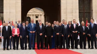 Spotkanie koalicji chętnych w Paryżu. Fot. PAP/EPA/TERESA SUAREZ / POOL