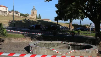 Miejsce śmierci 13-latka podczas świętowania zwycięstwa Hiszpanii w MŚ, Ciudad Rodrigo. Fot. PAP/EPA/J.M. GARCIA
