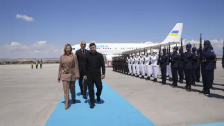Wołodymyr Zełenski i Olena Zełenska podczas szczytu NATO. Fot. EPA/Metin Aktaş