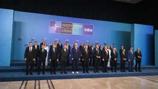 Президенти держав та очільники урядів позують для спільного фото в Анкарі під час саміту НАТО. Fot. PAP/Marcin Obara