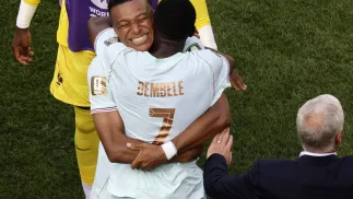 Zawodnicy reprezentacji Francji: Kylian Mbappe i Ousmane Dembele. Fot. PAP/EPA/GREG M. COOPER