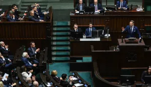 Szef Kancelarii Prezydenta RP Zbigniew Bogucki przemawia na sali obrad Sejmu, fot. PAP/Piotr Nowak