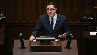 Minister energii Miłosz Motyka Fot. PAP/Marcin Obara