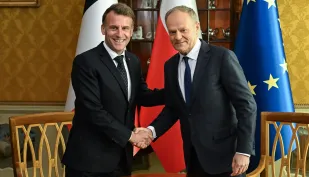 Emmanuel Macron, Donald Tusk. Fot. PAP/Andrzej Jackowski