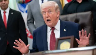 Donald Trump Fot. PAP/EPA/ALLISON ROBBERT