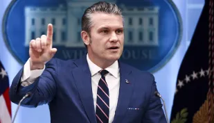 Szef Pentagonu Pete Hegseth. Fot. PAP/EPA/JIM LO SCALZO