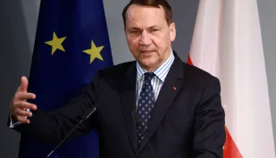 Radosław Sikorski. Fot. PAP/EPA/CLEMENS BILAN