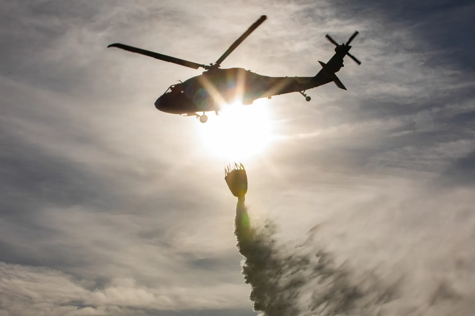  Ćwiczenia ratownicze NOKIA 25 na terenie Portu Lotniczego Wrocław. Fot. PAP/Krzysztof Ćwik