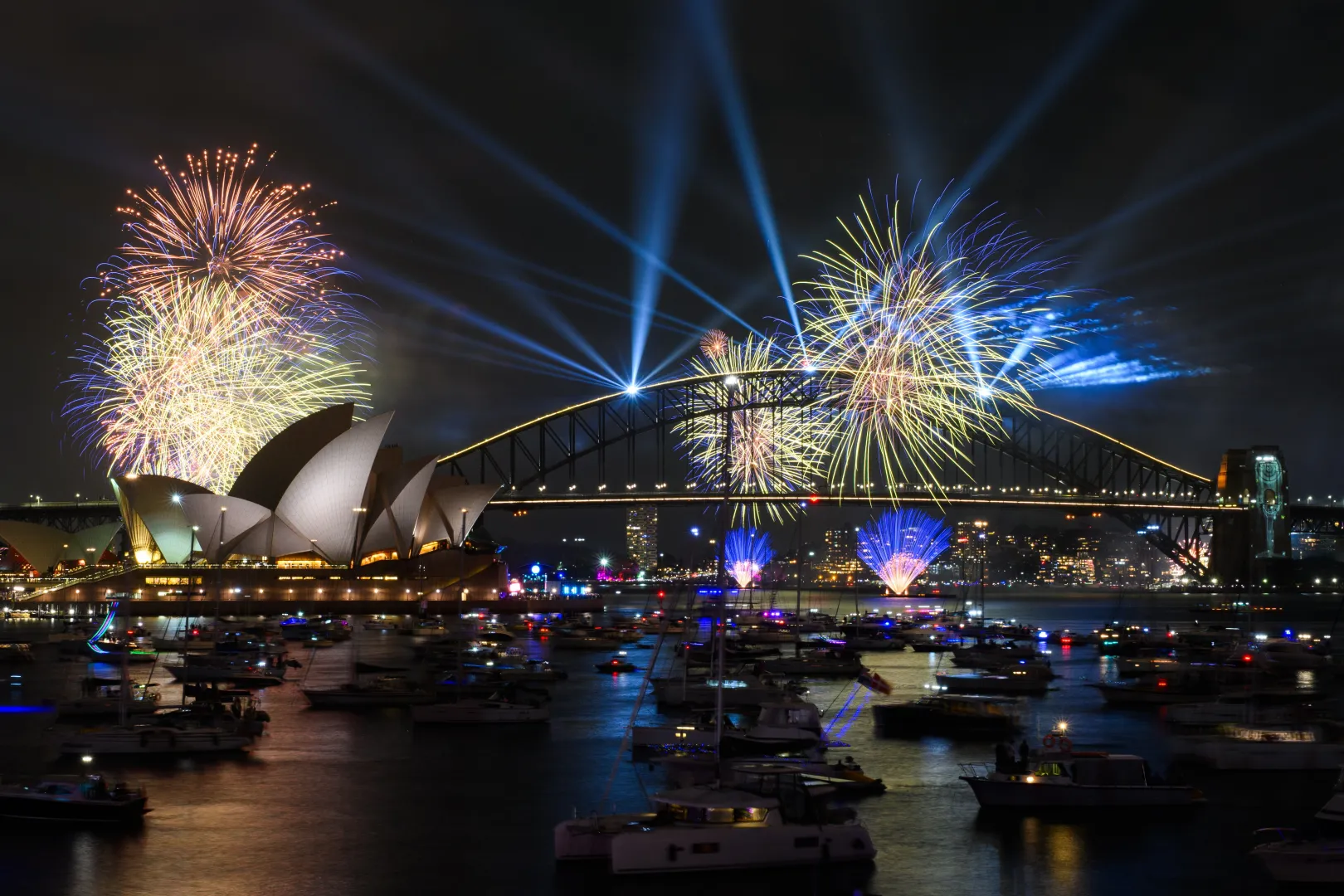 Fajerwerki w Sydney Fot. PAP/EPA/DAN HIMBRECHTS