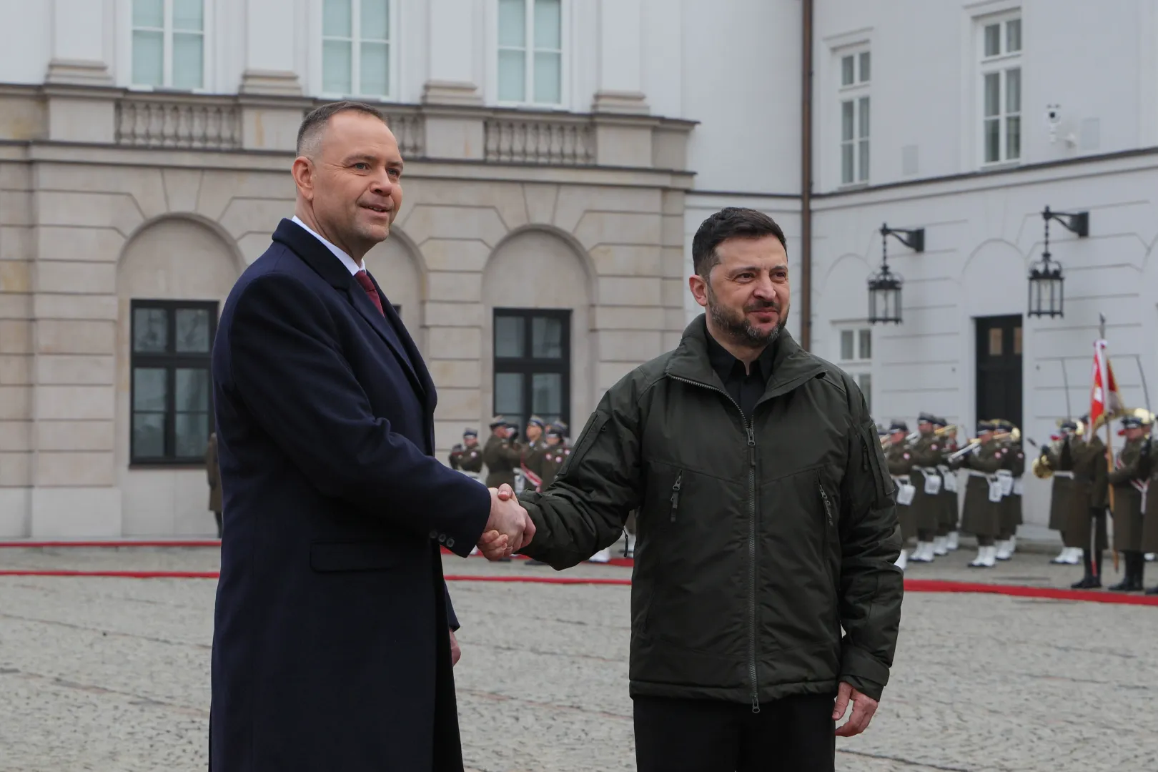 Prezydent Karol Nawrocki oraz prezydent Ukrainy Wołodymyr Zełenski. Fot. PAP/Paweł Supernak