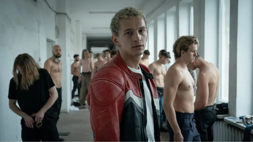 Kadr z serialu "Love is Enough". Fot.: seriesmania.com