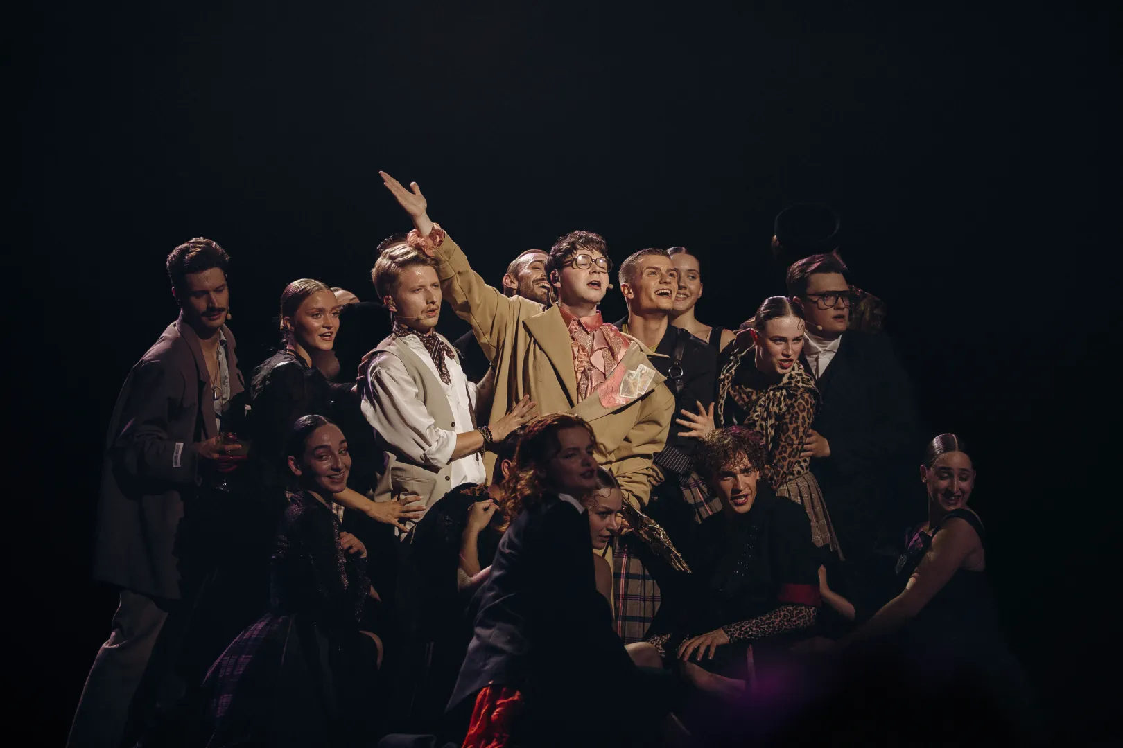 Фото з вистави "Ребелія". Пресматеріали МУР.