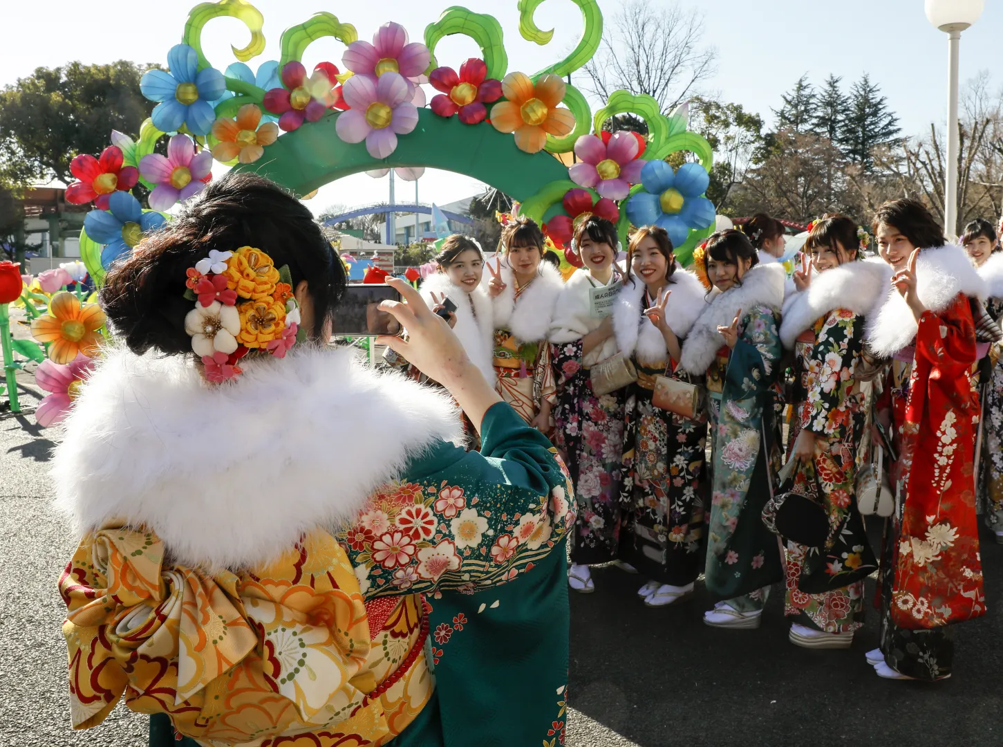 Japońskie święto dojrzewania Seijin no Hi. Zdj. ilustracyjne. Fot. PAP/EPA/KIMIMASA MAYAMA
