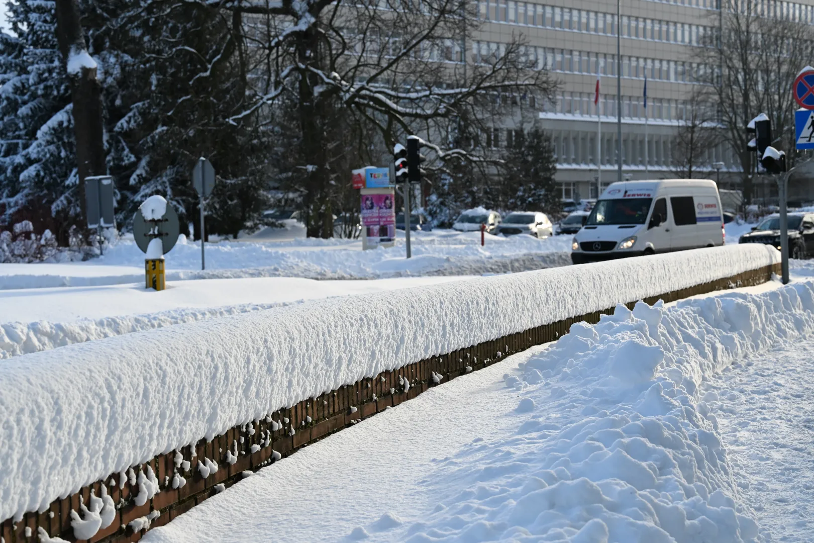 Śnieg na ulicach Słupska Fot. PAP/Piotr Kowala