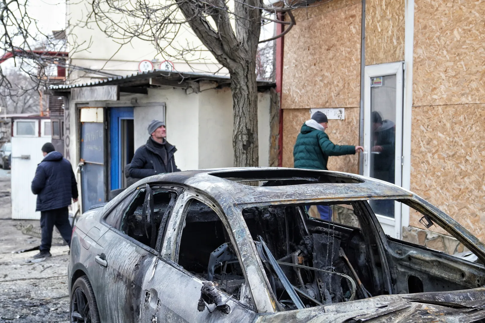 Zniszczenia spowodowane rosyjskim atakiem w Odessie. Fot. PAP/Alena Solomonova