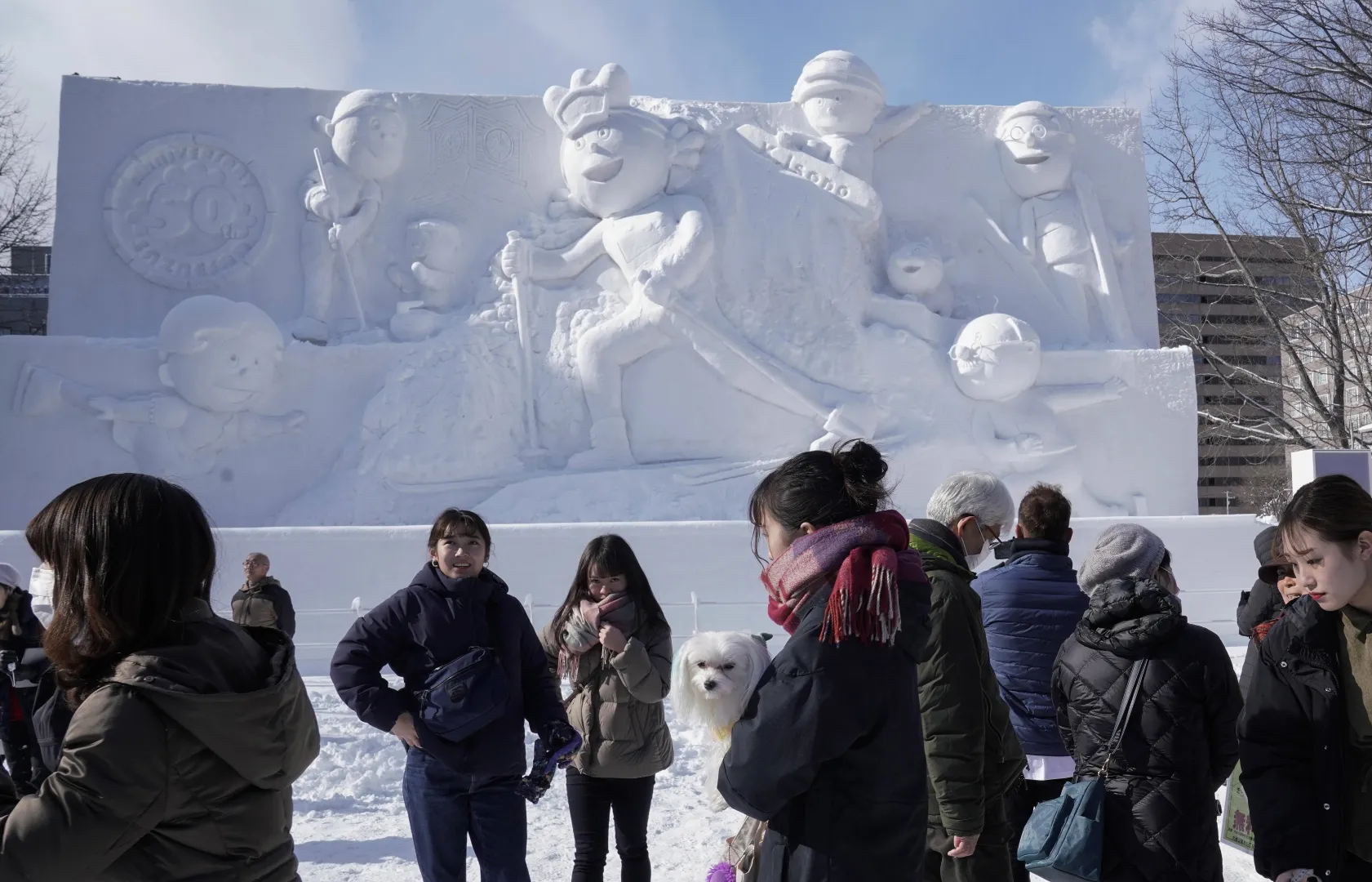 Festiwal śniegu w Sapporo. Fot. PAP/EPA/KIMIMASA MAYAMA