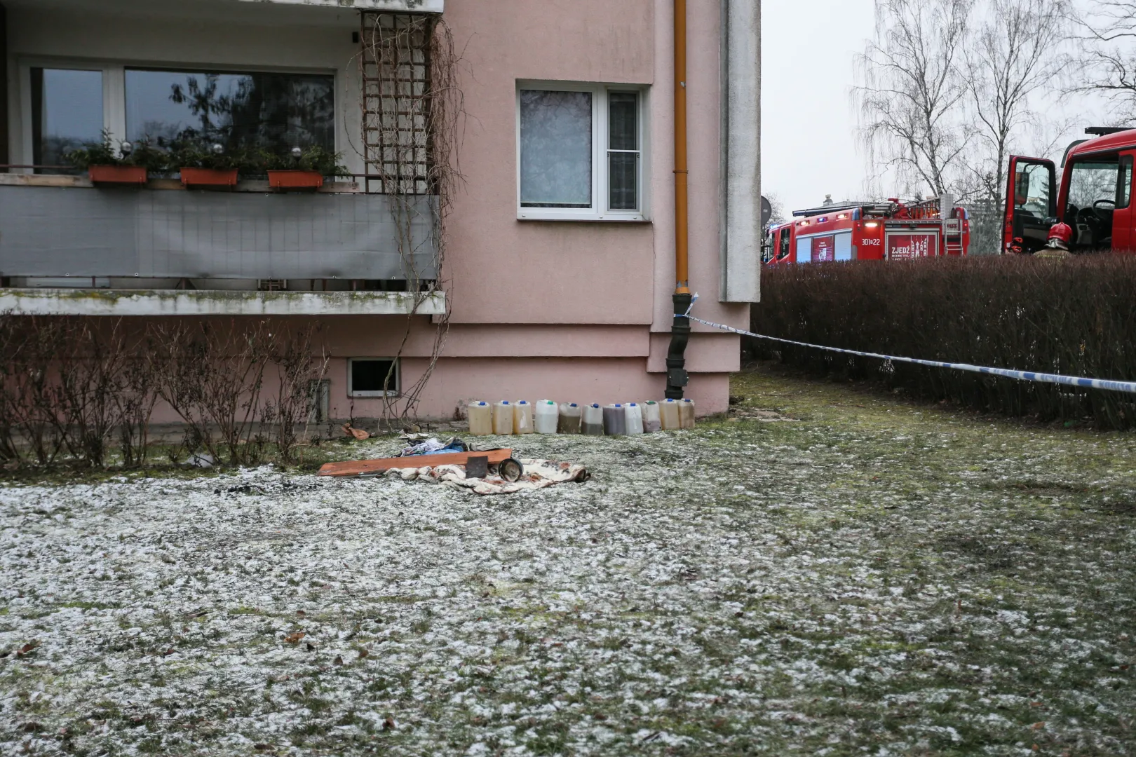 Wybuch i pożar w bloku w Gorzowie Wielkopolskim. Fot. PAP/Lech Muszyński