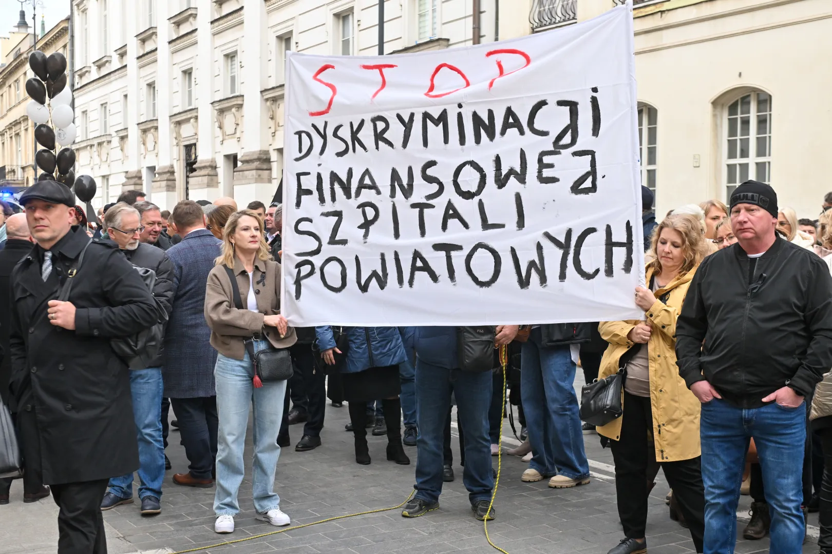 Protest przed Ministerstwem Zdrowia Fot. PAP/Piotr Nowak
