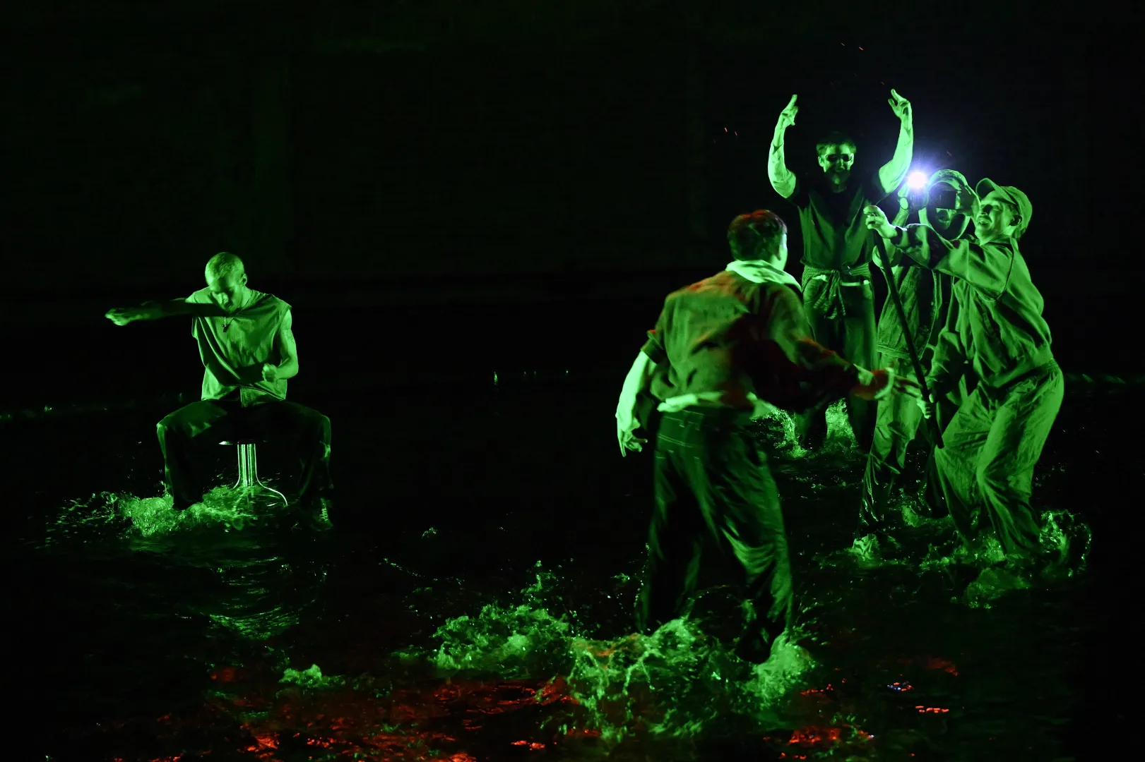 Próba medialna musicalu "Little" w reżyserii Małgorzaty Wdowik  w Centrum Sztuk Performatywnych "Piekarnia" Instytutu Grotowskiego we Wrocławiu. Fot. PAP/Maciej Kulczyński