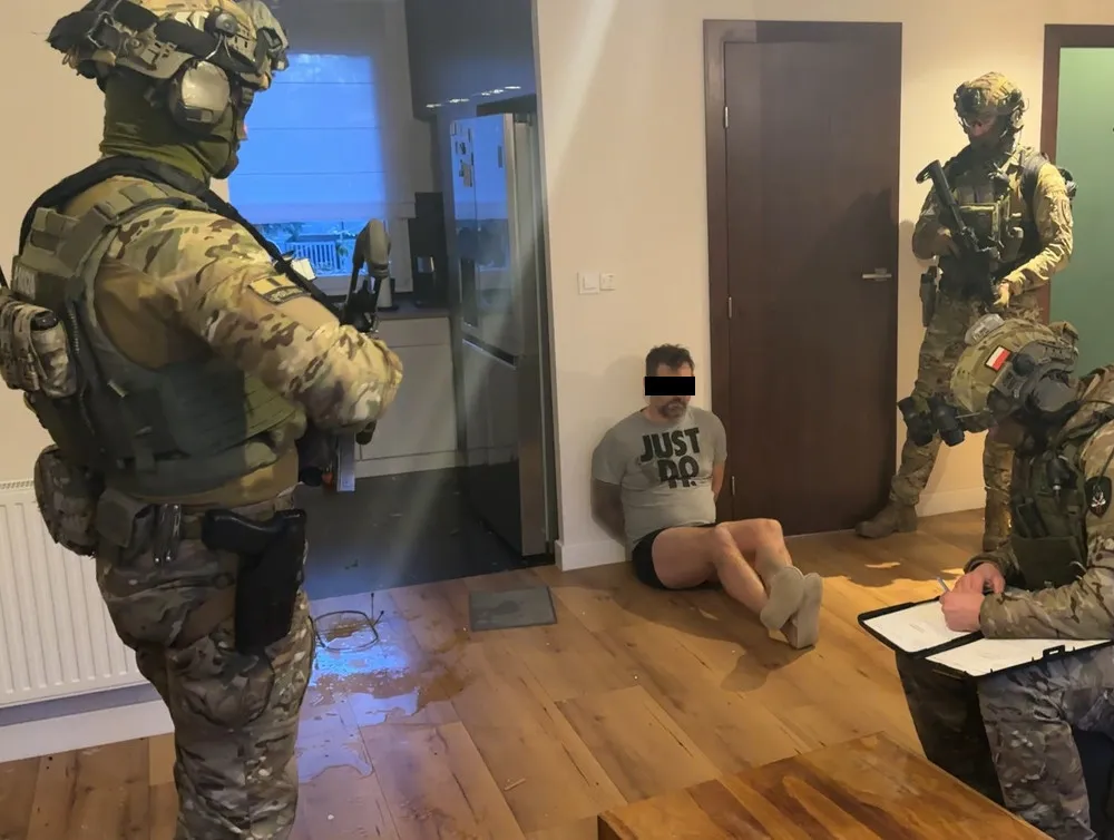 7 ton narkotyków. Trzy areszty za przemyt oraz deport obywatelki Wenezueli. Fot. KPS