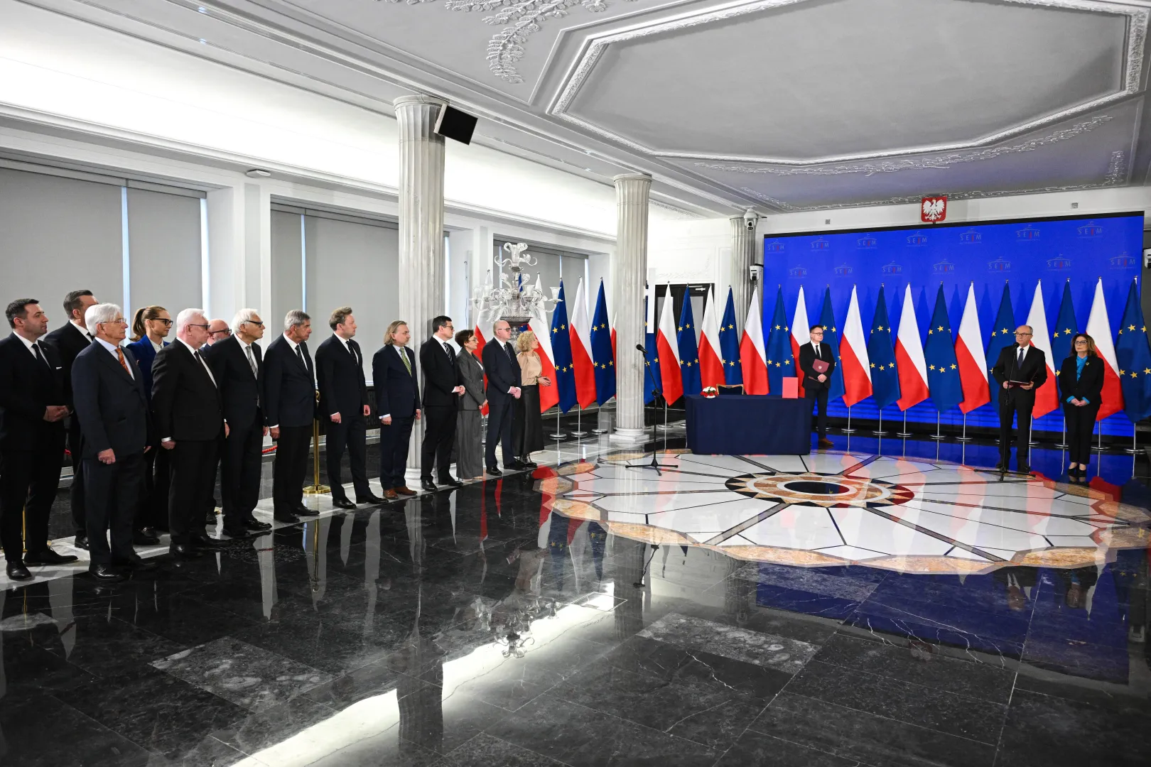 Uroczystość ślubowania sędziów TK w Sejmie Fot. PAP/Paweł Supernak