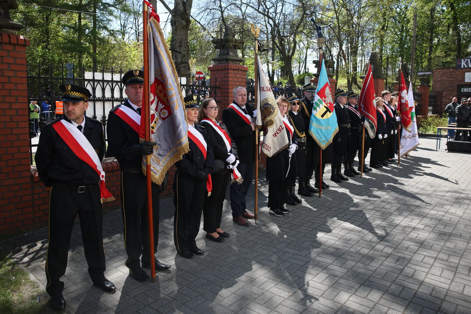 Msza święta żałobna w intencji posła Lewicy Łukasza Litewki w kościele parafii rzymskokatolickiej pw. św. Joachima w Sosnowcu. Fot. PAP/Jarek Praszkiewicz