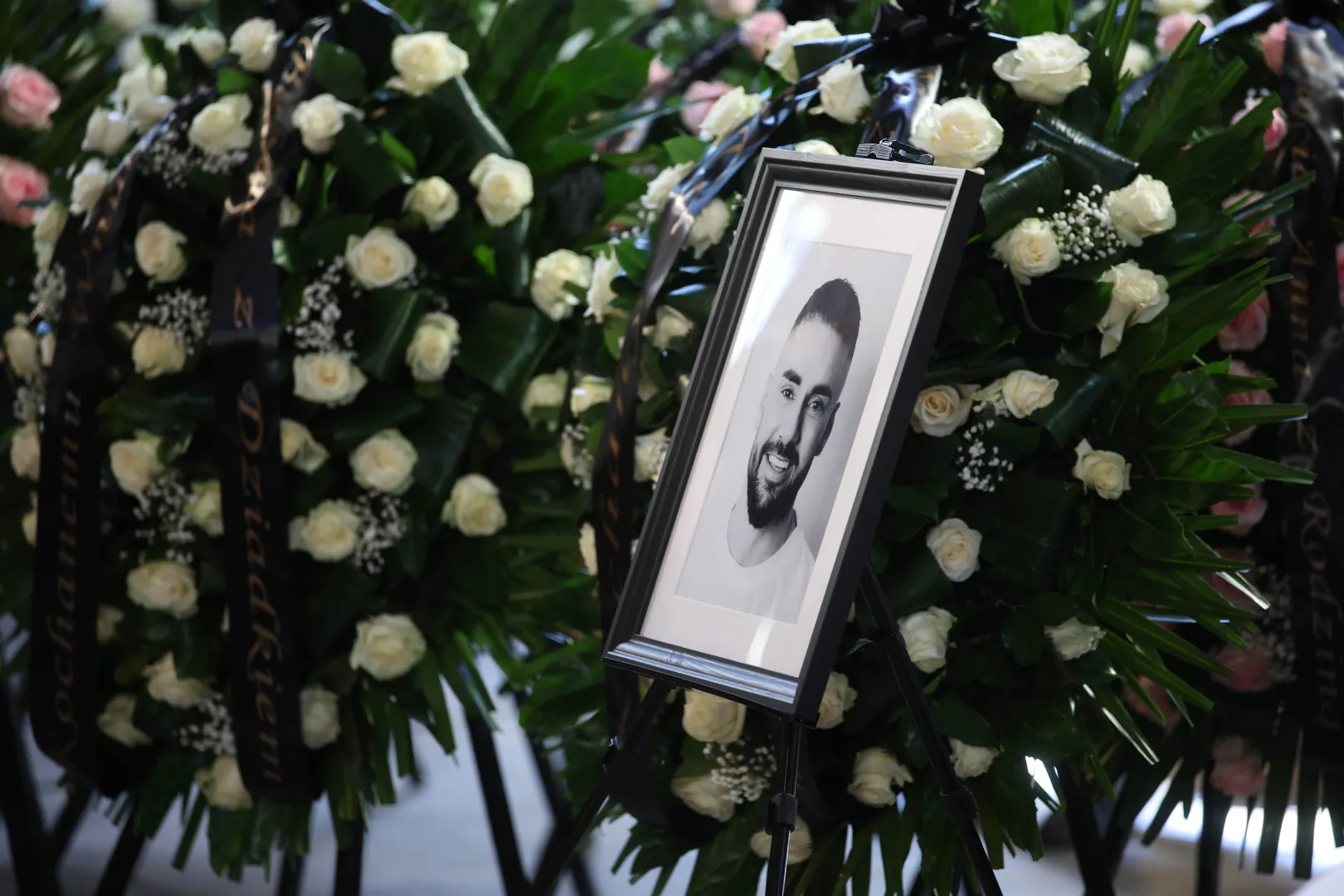 Msza święta żałobna w intencji posła Lewicy Łukasza Litewki w kościele parafii rzymskokatolickiej pw. św. Joachima w Sosnowcu. Fot. PAP/Jarek Praszkiewicz