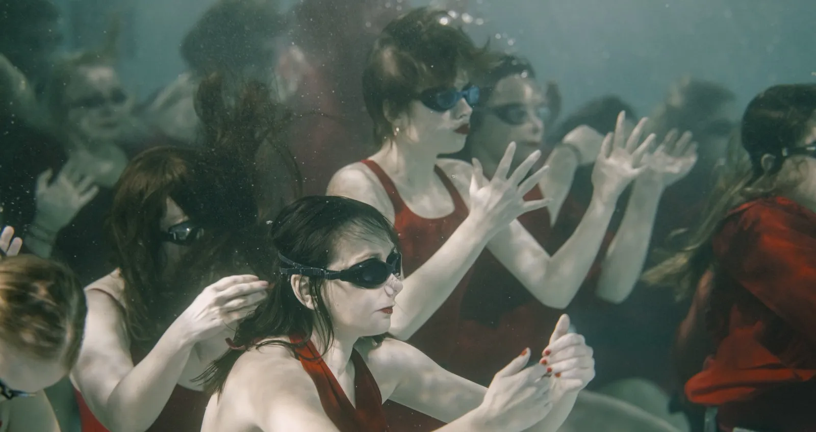 "Języki z wody", instalacja audio-wideo Bogny Burskiej i Daniela Kotowskiego na 61. Międzynarodowej Wystawie Sztuki w Wenecji, fot. Zachęta – Narodowa Galeria Sztuki