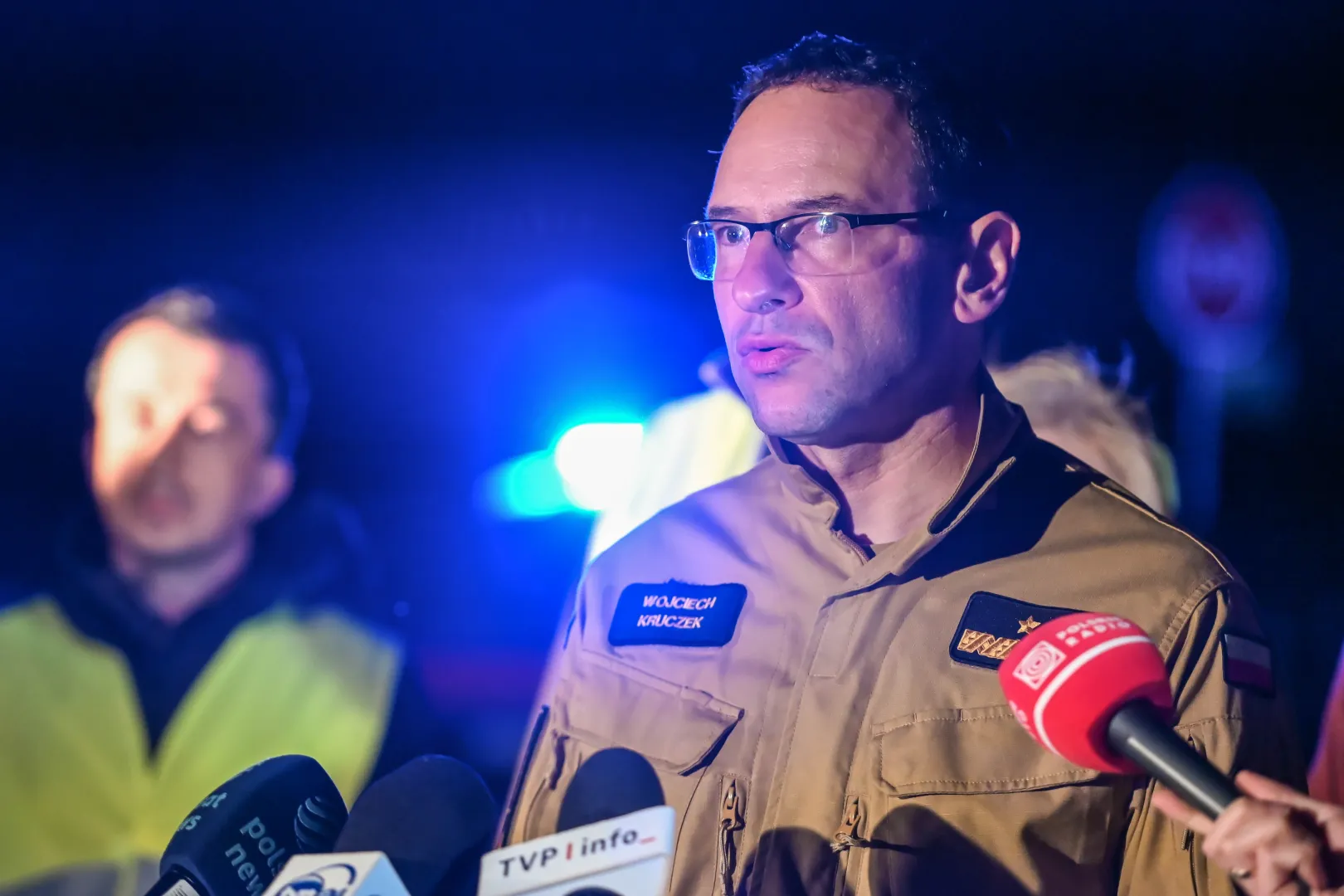 Komendant Główny Państwowej Straży Pożarnej nadbryg. Wojciech Kruczek na briefingu prasowym nt. pożaru lasu Fot. PAP/Wojtek Jargiło