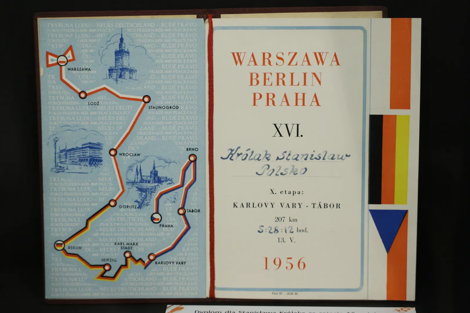Wystawa „Pierwszy Król peletonu” na 70-lecie wygrania Wyścigu Pokoju przez Stanisława Królaka. Fot. PAP/Szymon Pulcyn