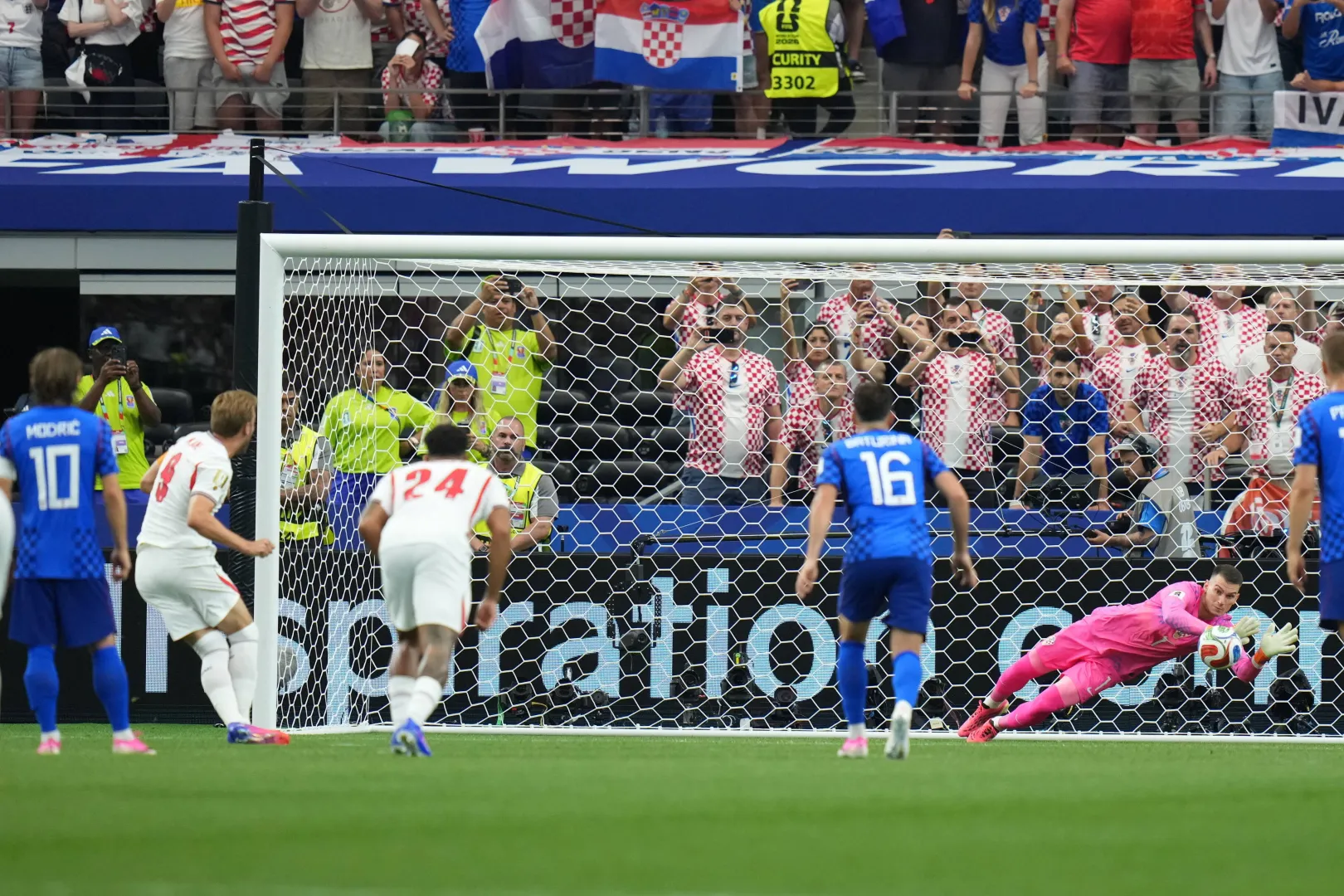 Harry Kane. Fot. PAP/EPA/JEFFREY MCWHORTER