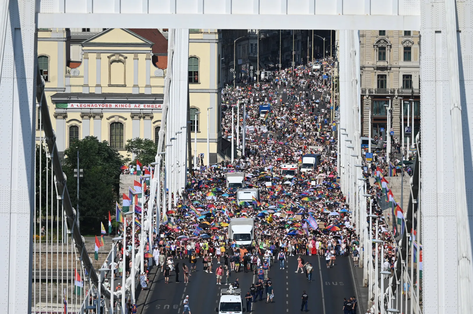 Parada Równości w Budapeszcie. Fot. EPA/Zoltan Kocsis