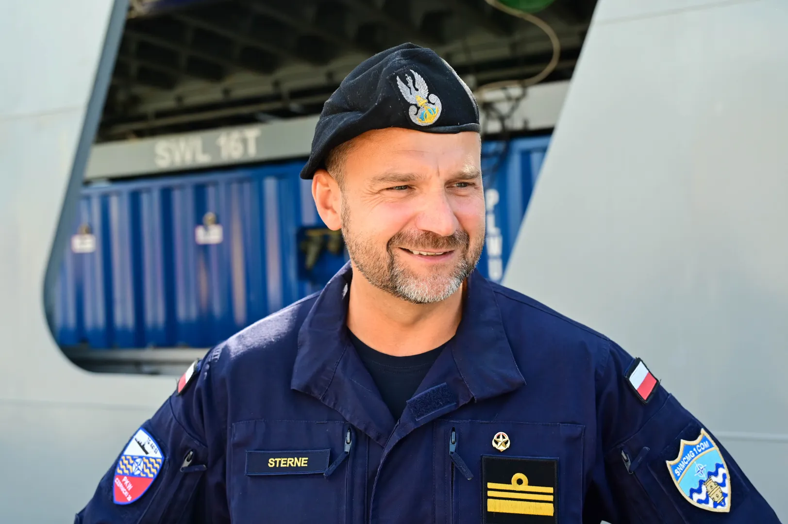 Dowódca Stałego Zespołu Sił Obrony Przeciwminowej NATO Grupa 1 kmdr por. Kacper Sterne. Fot. PAP/Marcin Bielecki