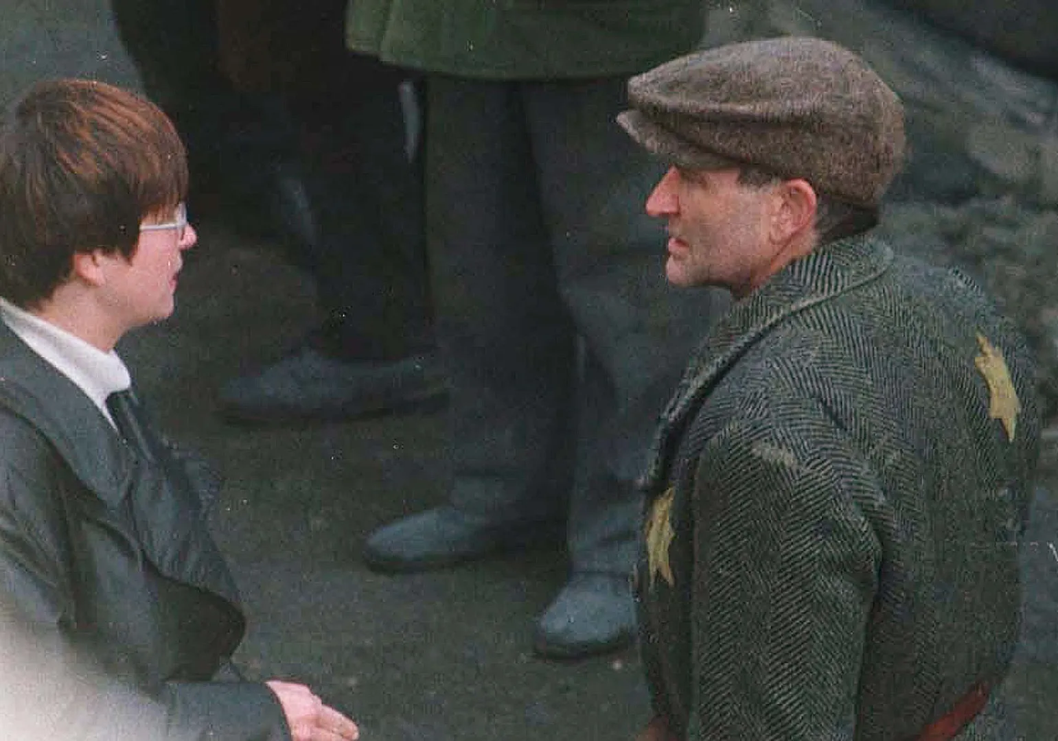 Robin Williams na planie "Jakuba Kłamcy". Fot. PAP/CAF/Cezary Pecold