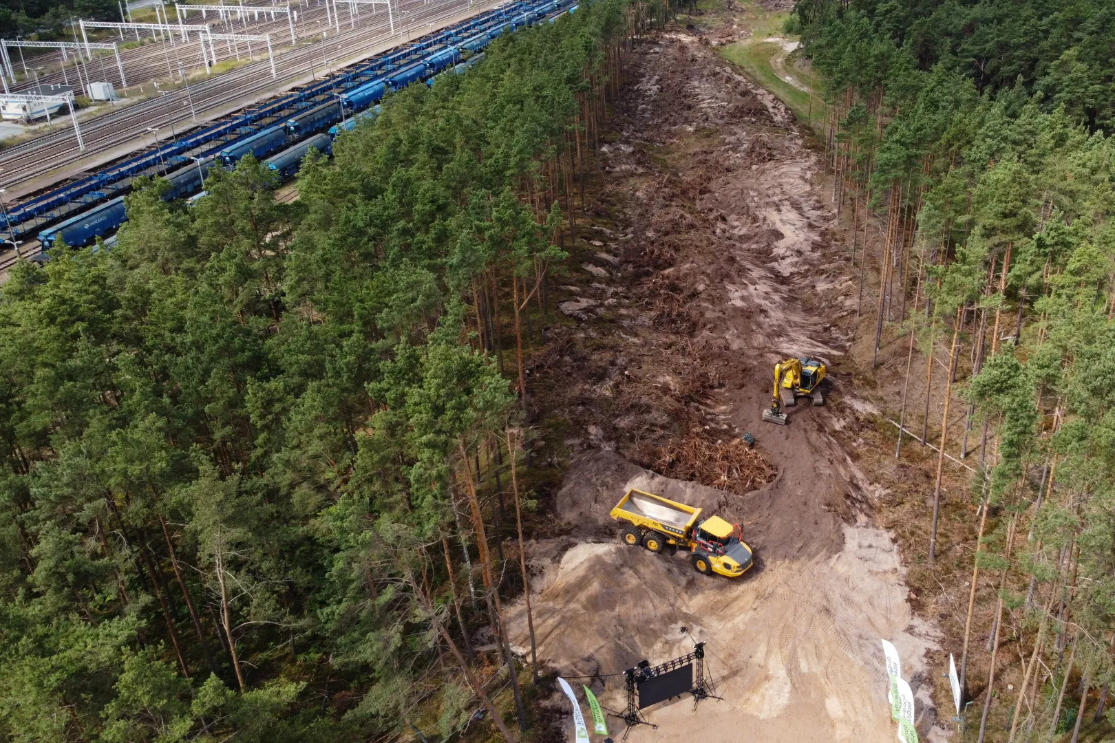 Inauguracja budowy Głębokowodnego Terminala Kontenerowego Przylądek Pomerania. Fot. PAP/Marcin Bielecki